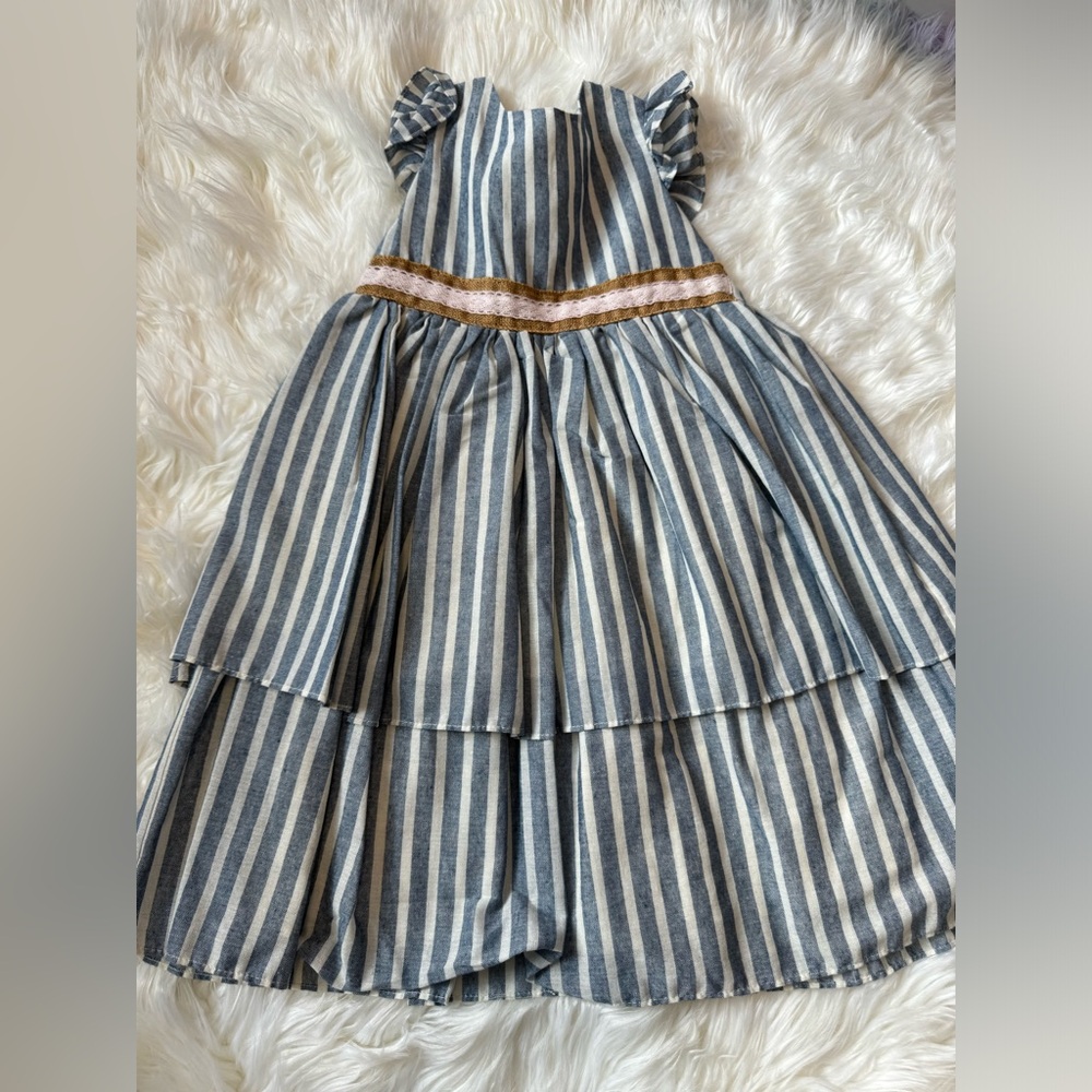 Laura Ashley - tiered/ruffle dress - 6 - blue and cream